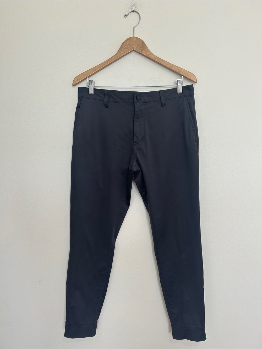 RHONE Transit Joggers Size 32 EUC